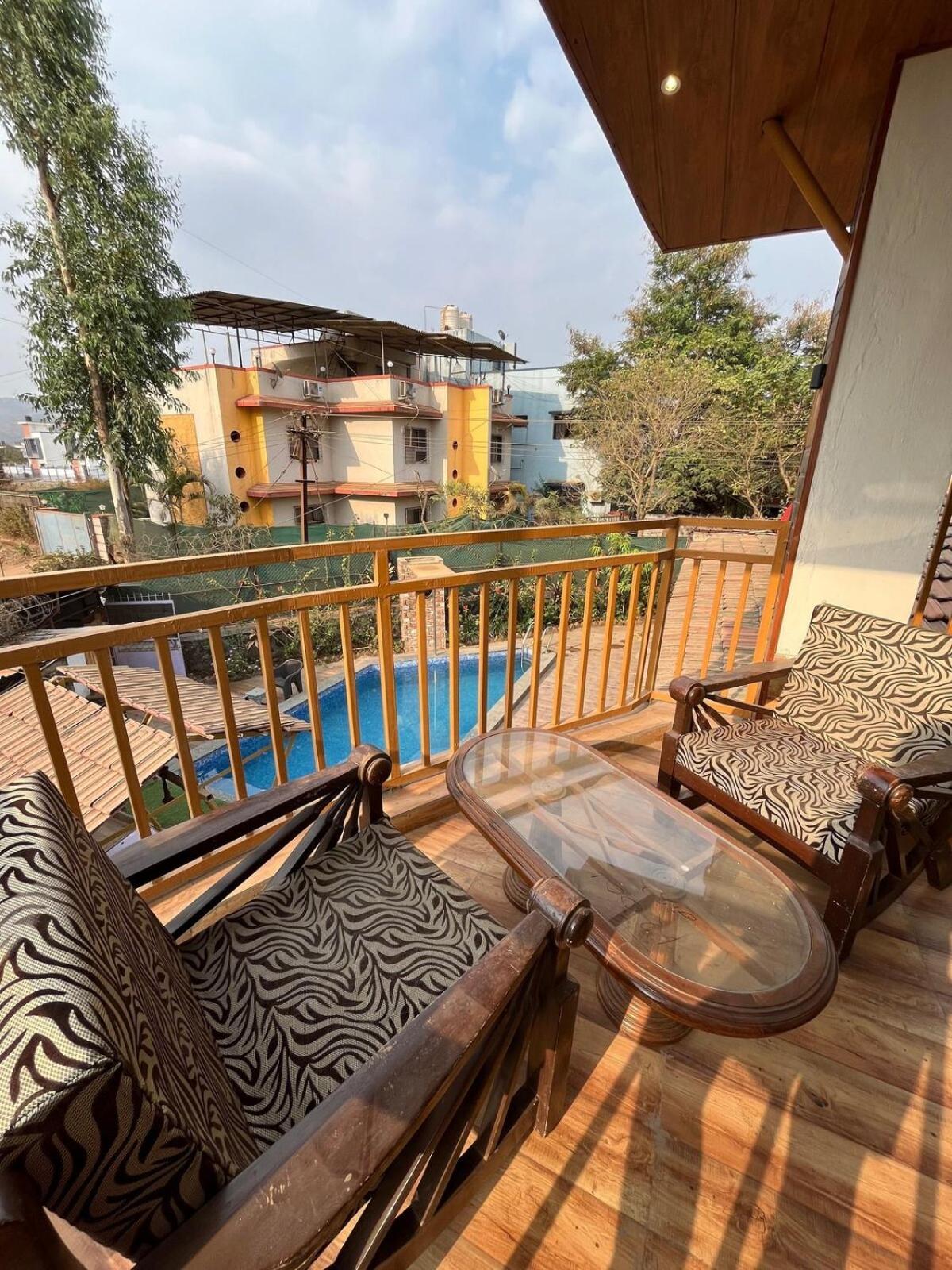 Govind Villa - 3Bhk Penthouse Suite With Pool Splash Lonavala Eksteriør bilde