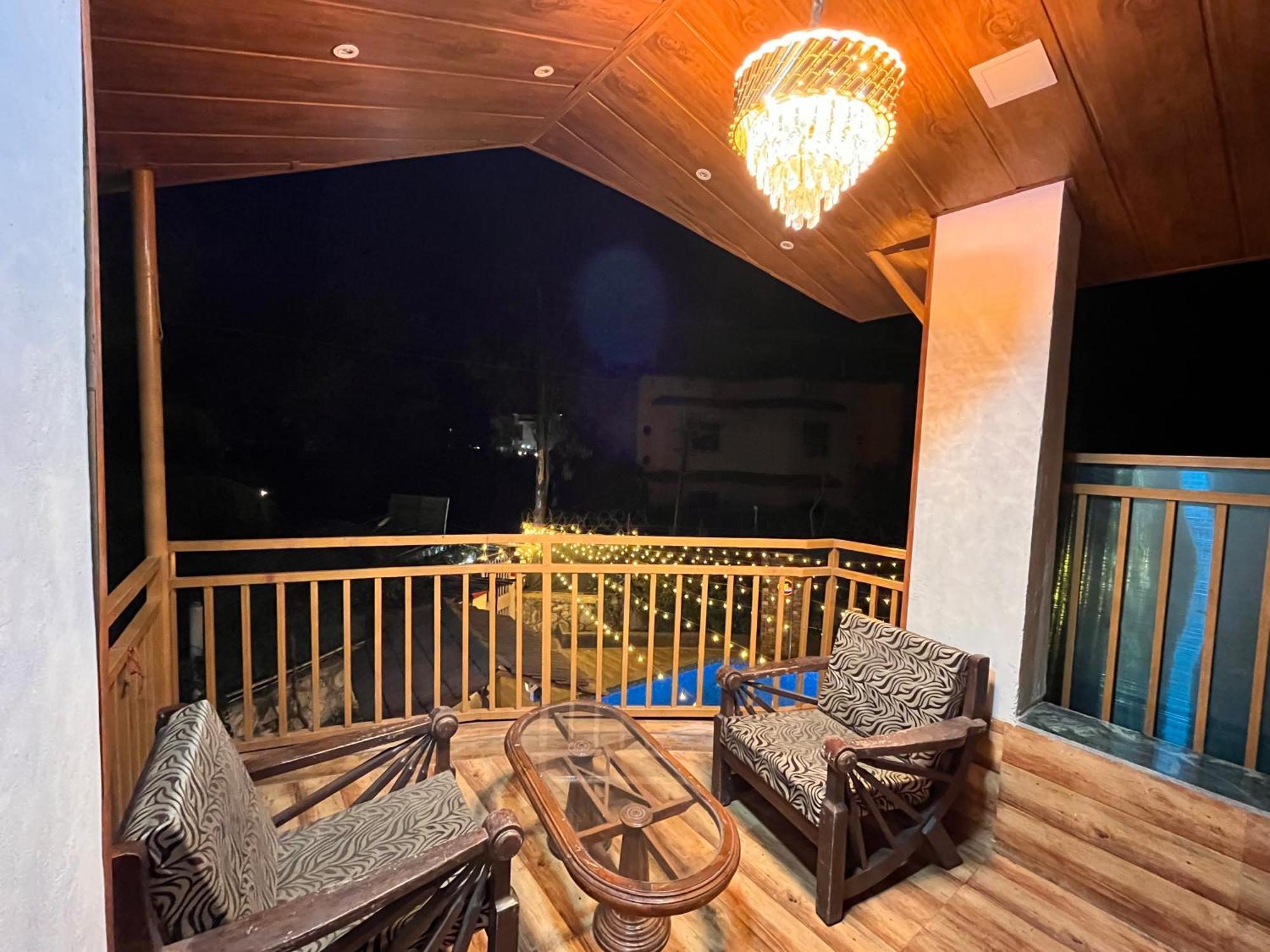 Govind Villa - 3Bhk Penthouse Suite With Pool Splash Lonavala Eksteriør bilde